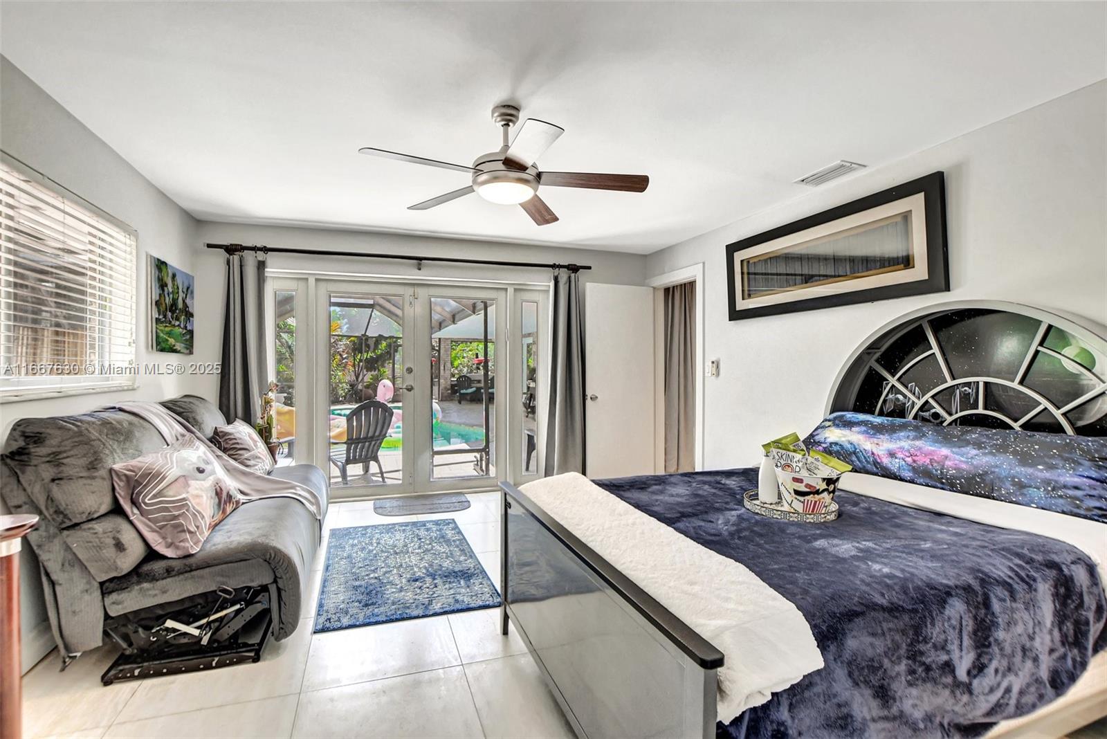 COUNTRY CLUB VILLAGE SEC - Residential