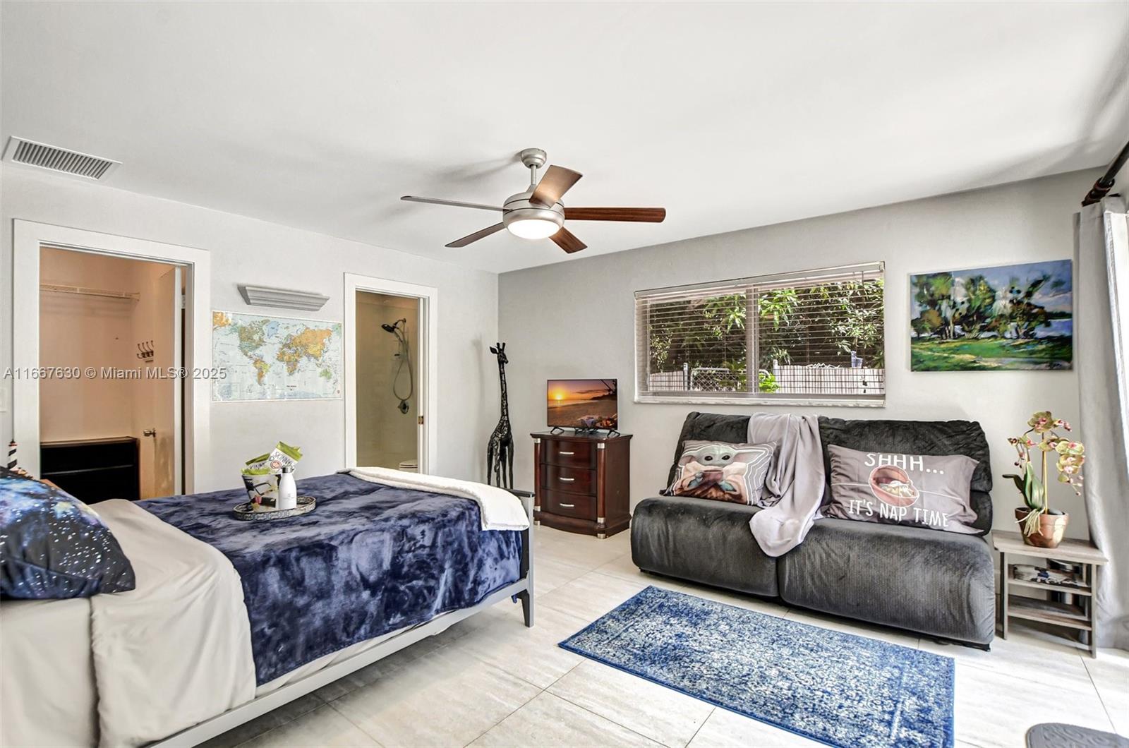 COUNTRY CLUB VILLAGE SEC - Residential