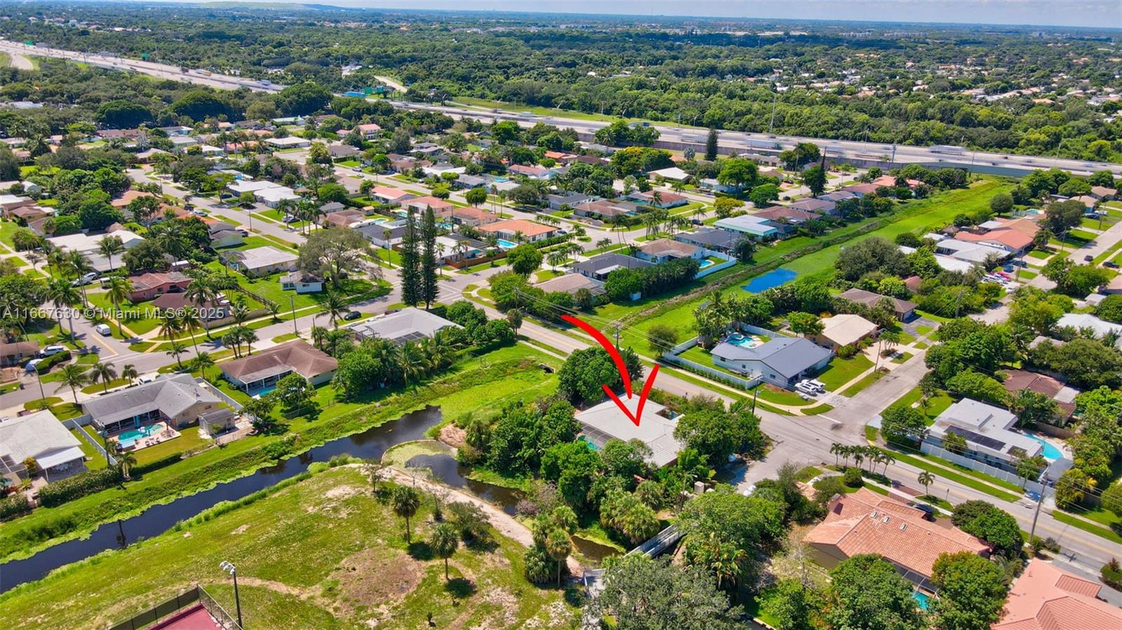 COUNTRY CLUB VILLAGE SEC - Residential