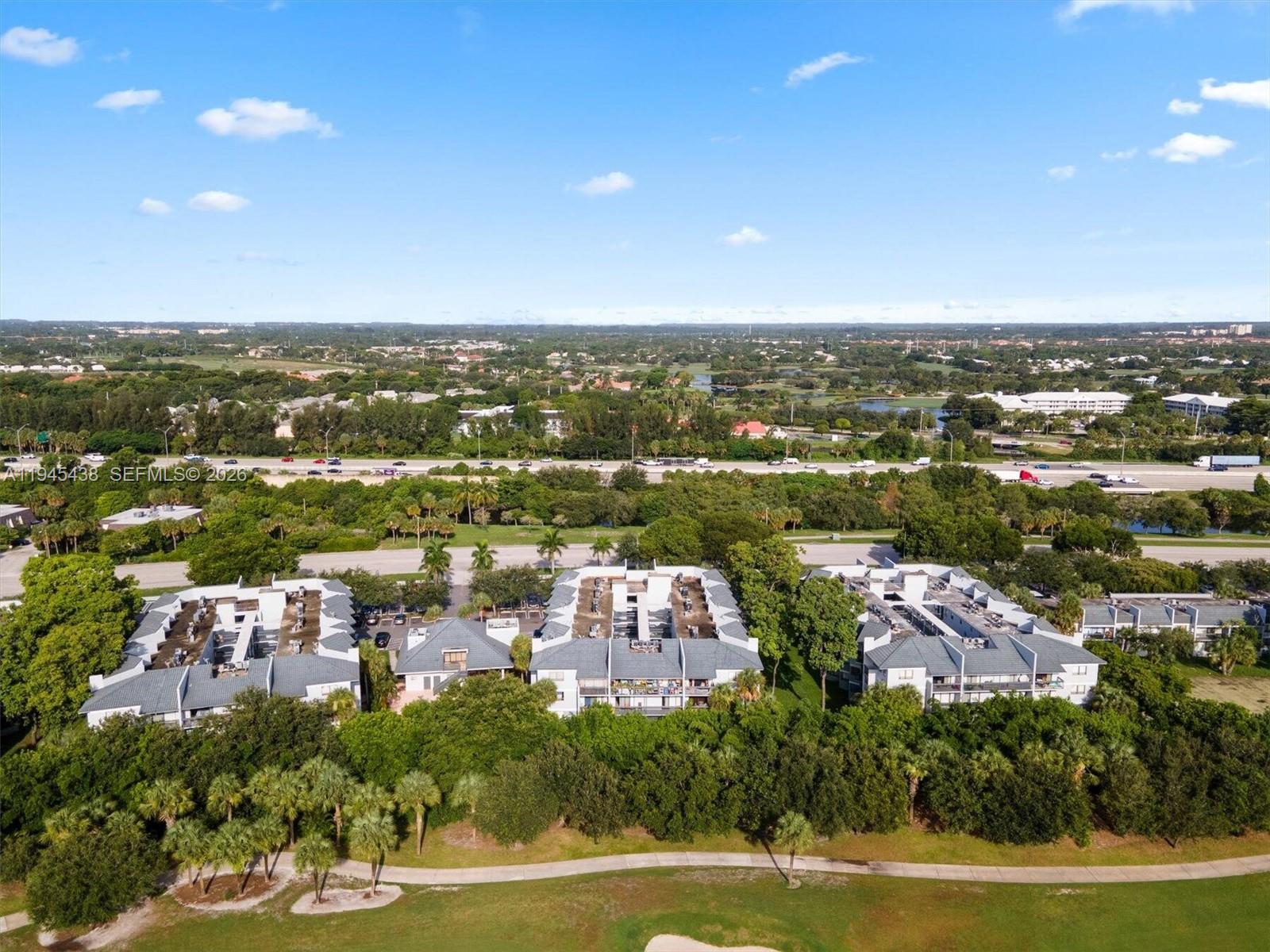 PRESIDENTIAL GOLFVIEW - Residential