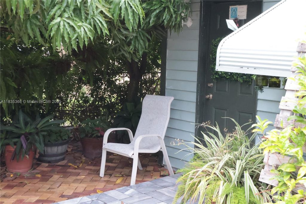 Photo of 256 Broward Ave, Green Acres, FL 33463 (MLS # A11835368)