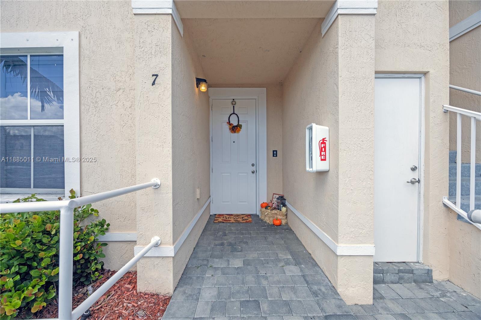 FIJI CONDO NO 2 - Residential