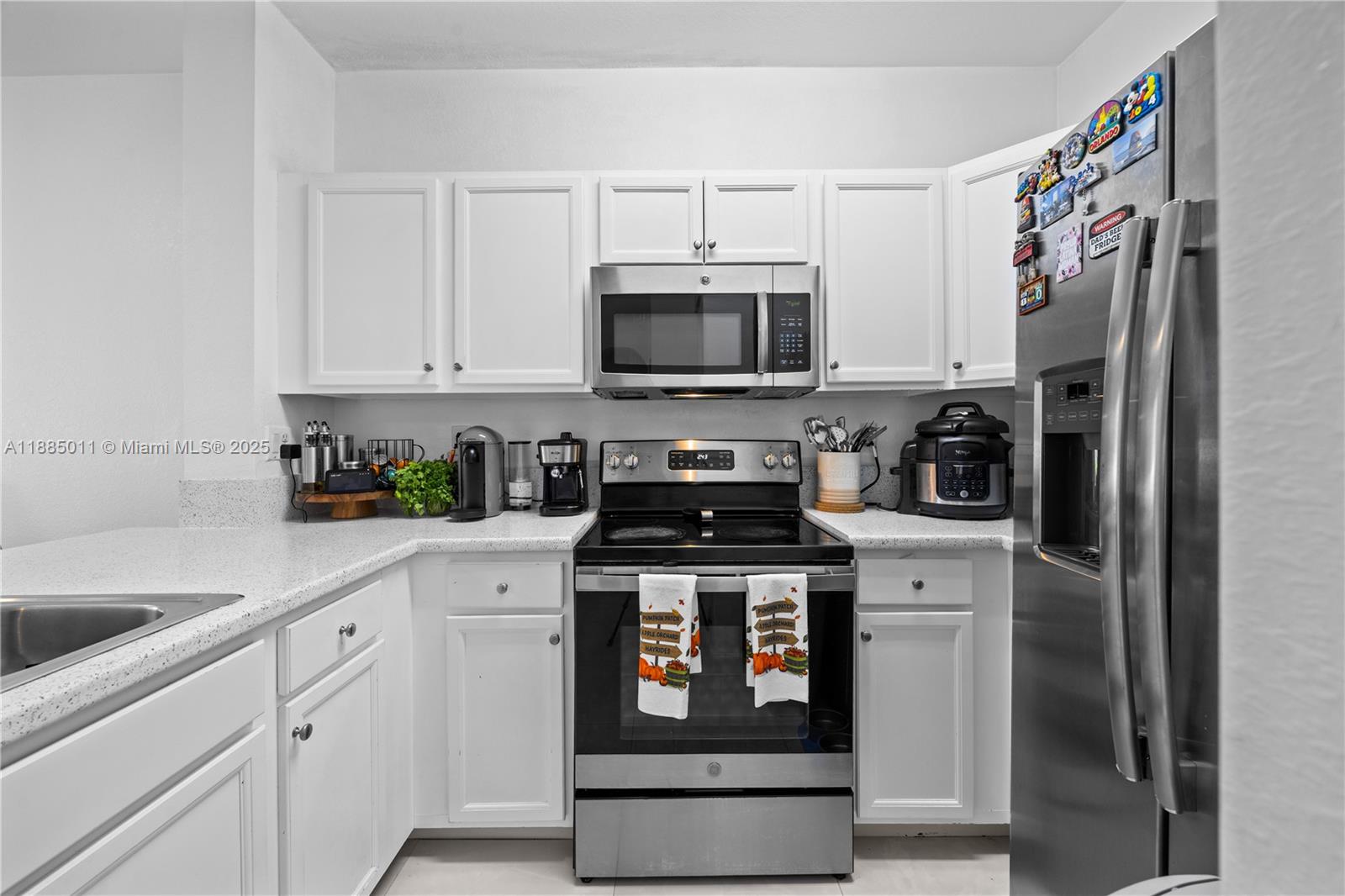 FIJI CONDO NO 2 - Residential