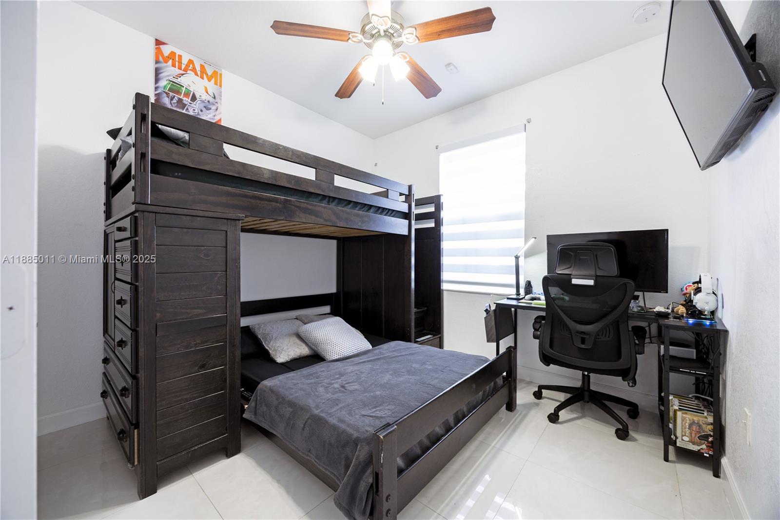 FIJI CONDO NO 2 - Residential