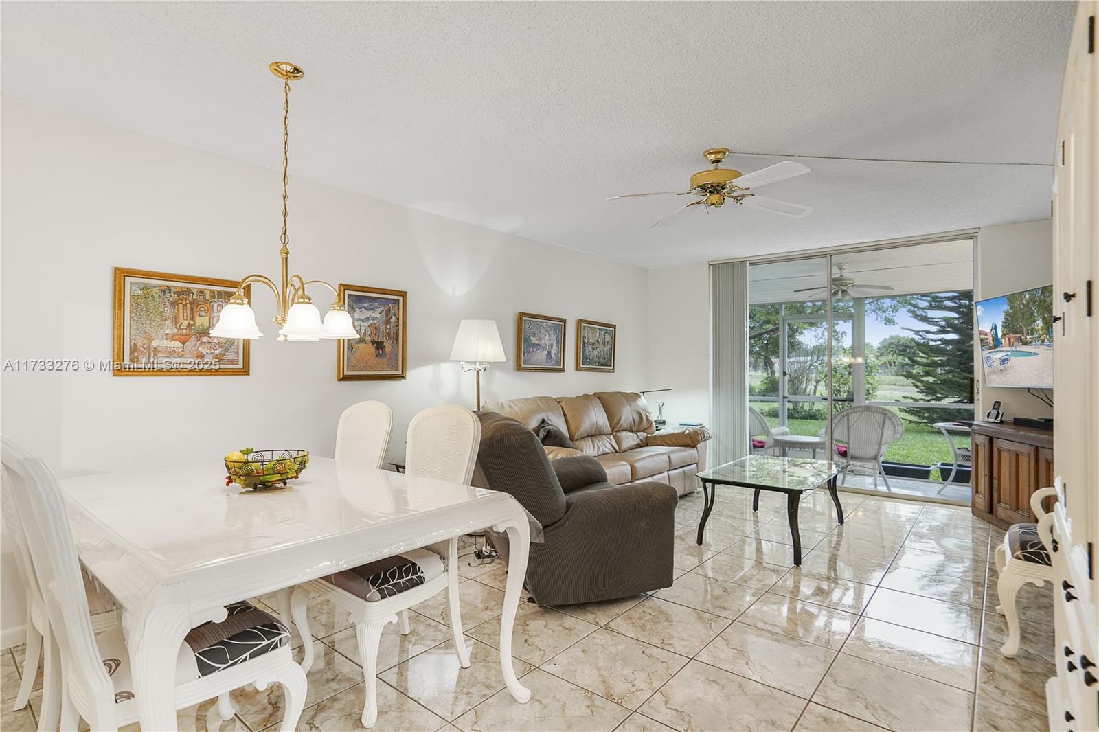9621 Sunrise Lakes Blvd 112, Sunrise, Miami-Dade County, Florida - 2 Bedrooms  
2 Bathrooms - 