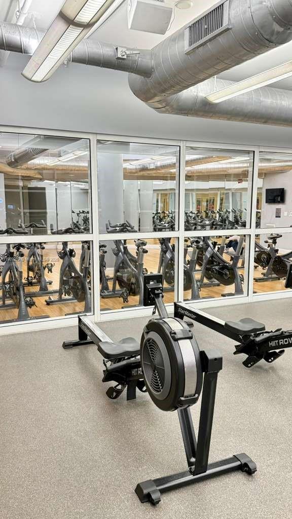 VIZCAYNE SOUTH CONDO - Residential