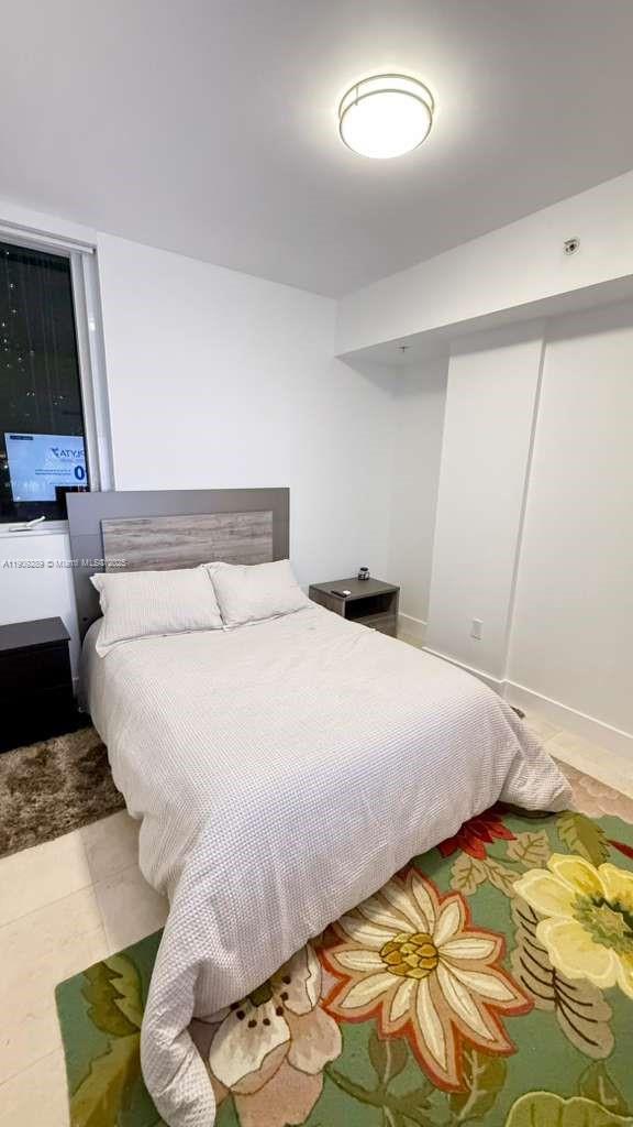 VIZCAYNE SOUTH CONDO - Residential