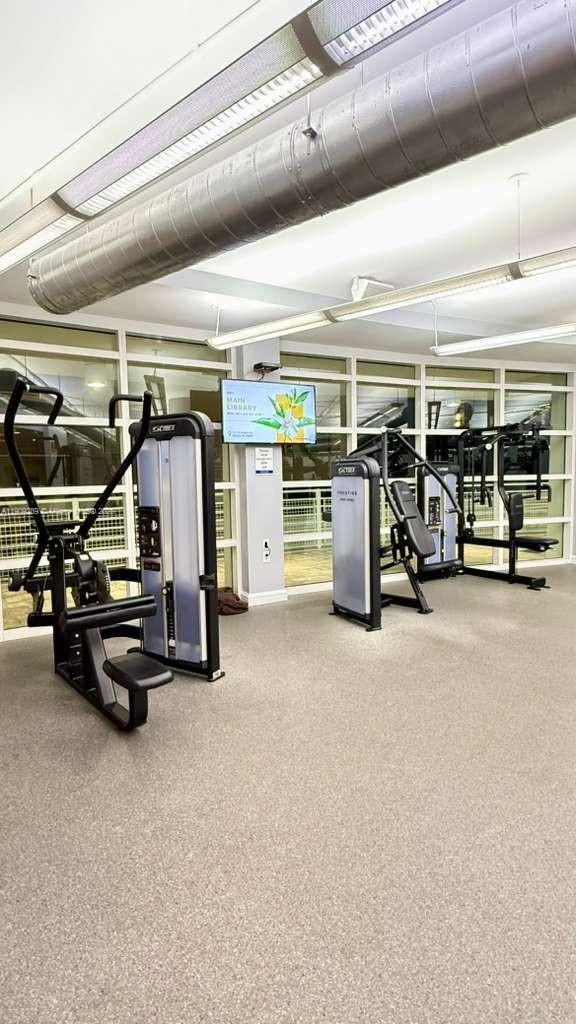 VIZCAYNE SOUTH CONDO - Residential