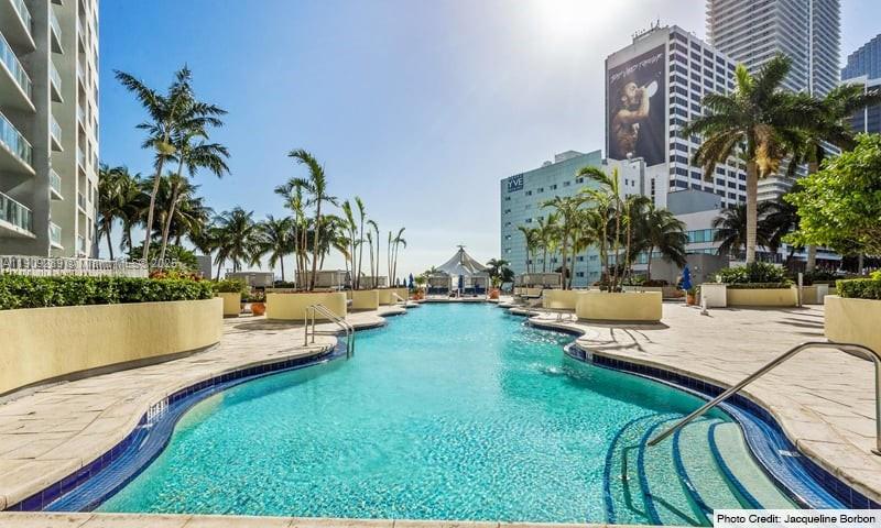 VIZCAYNE SOUTH CONDO - Residential