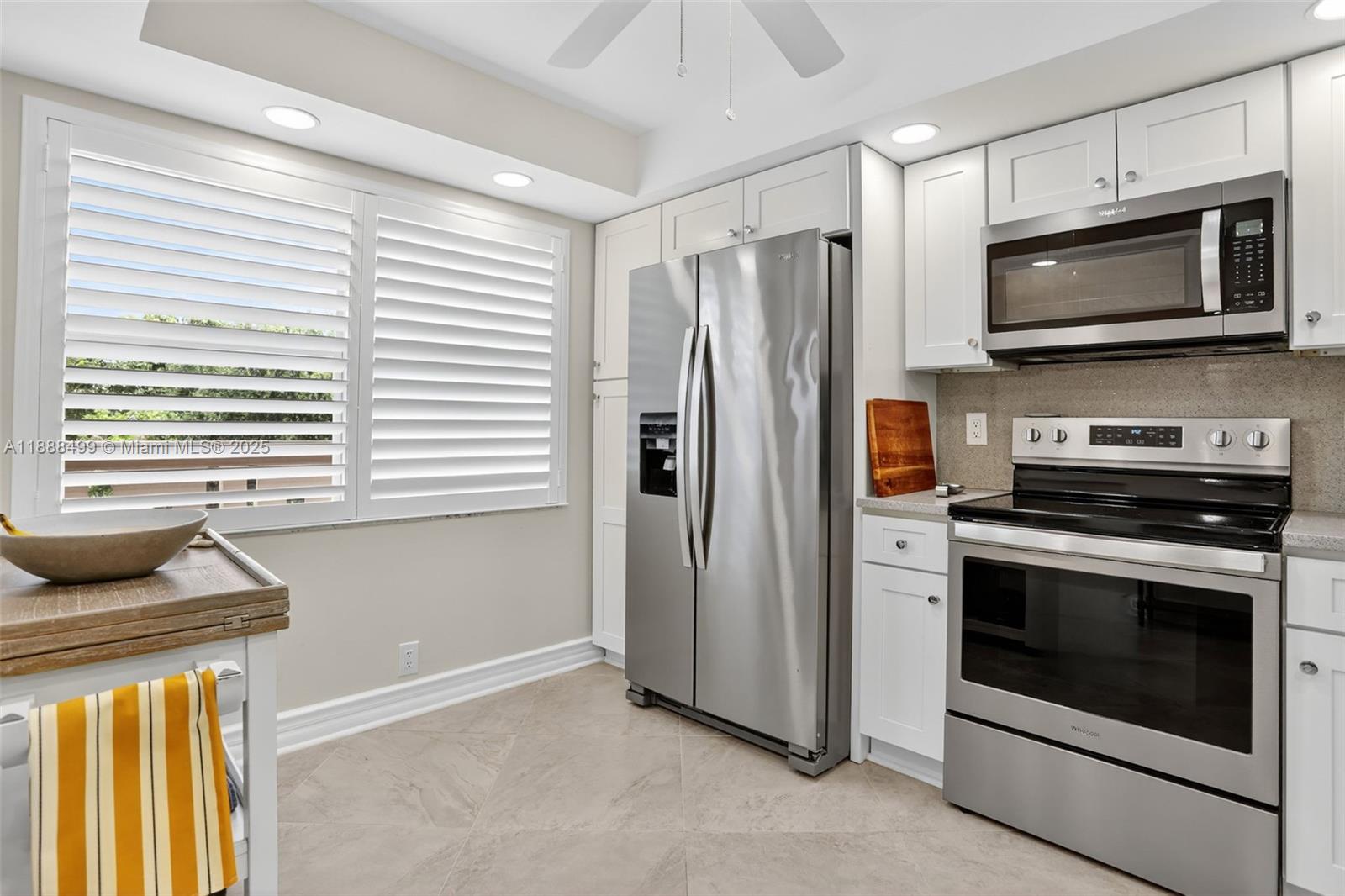 LUCAYA VILLAGE 1-B CONDO - Residential