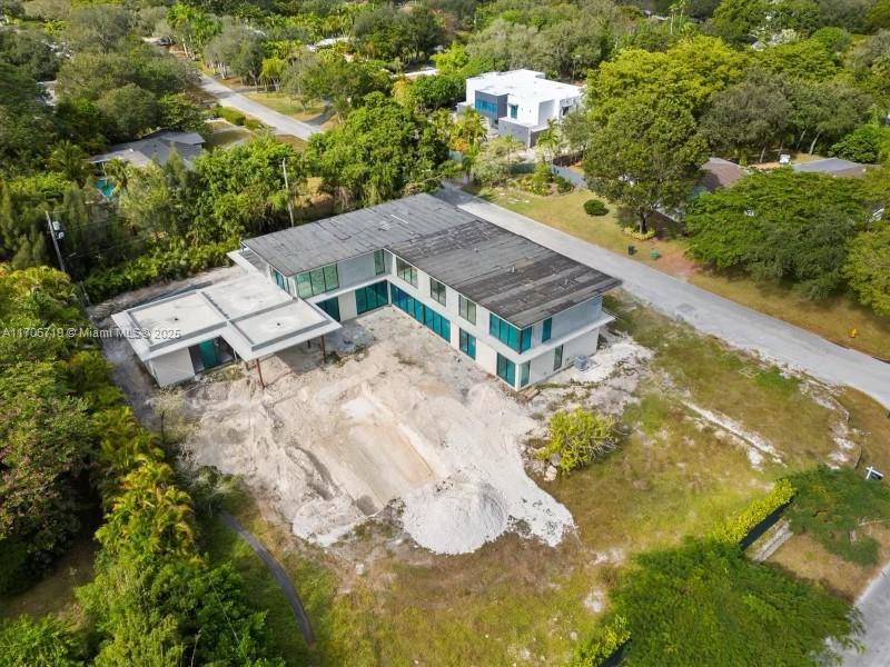 HALLMARK HGTS ESTS - Residential