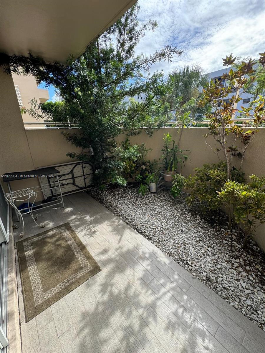 BELINDA GARDENS CONDO - Residential