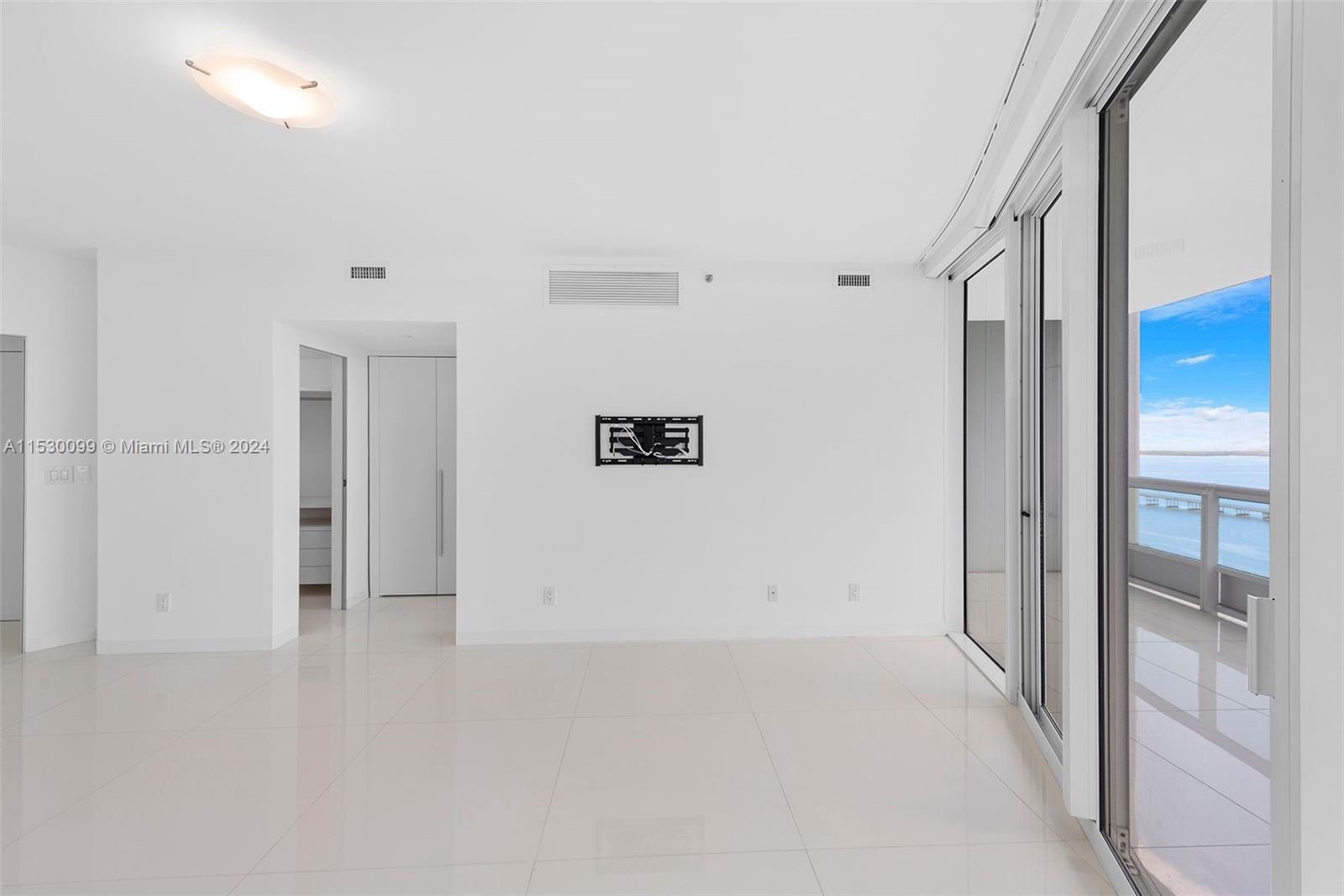 SANTA MARIA CONDO - Residential