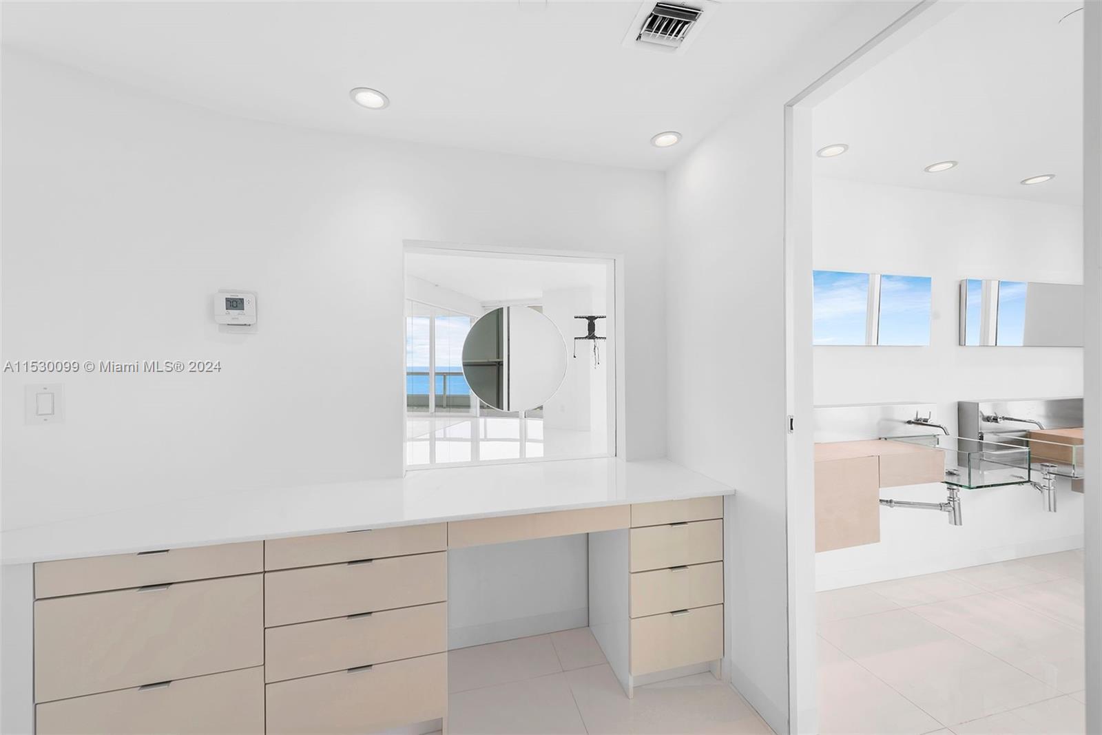 SANTA MARIA CONDO - Residential