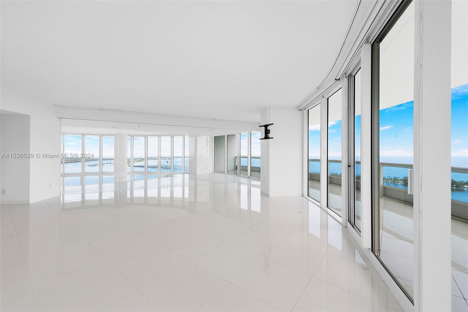 SANTA MARIA CONDO - Residential