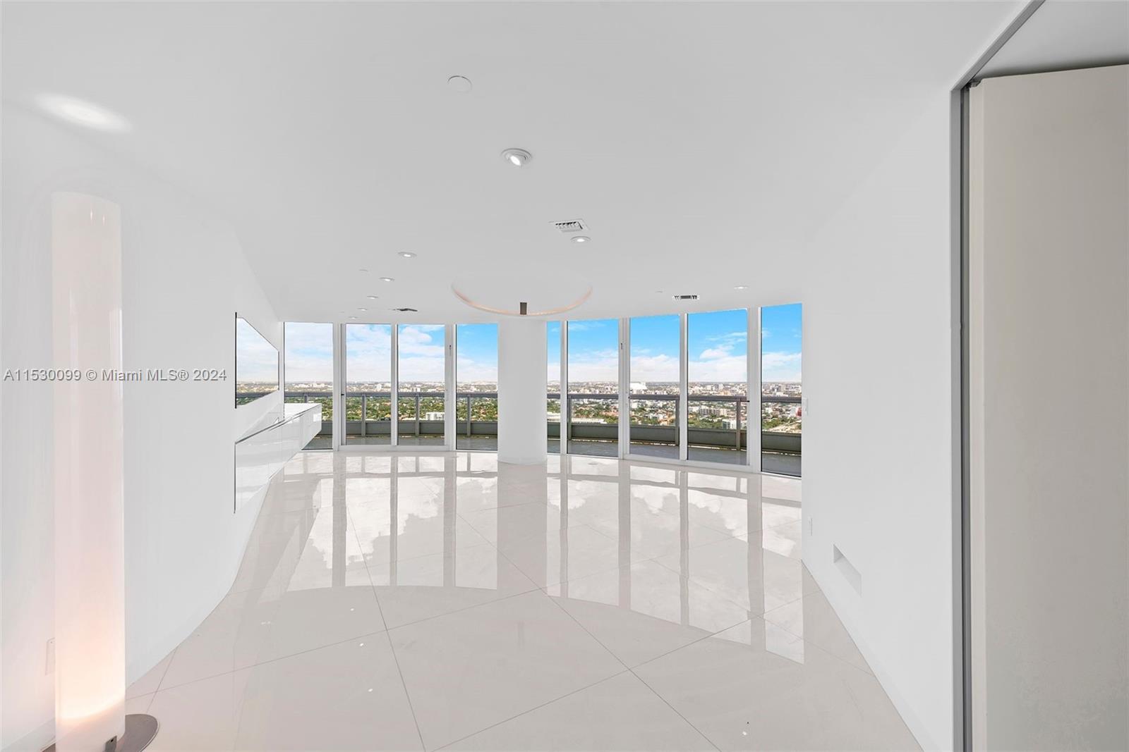 SANTA MARIA CONDO - Residential