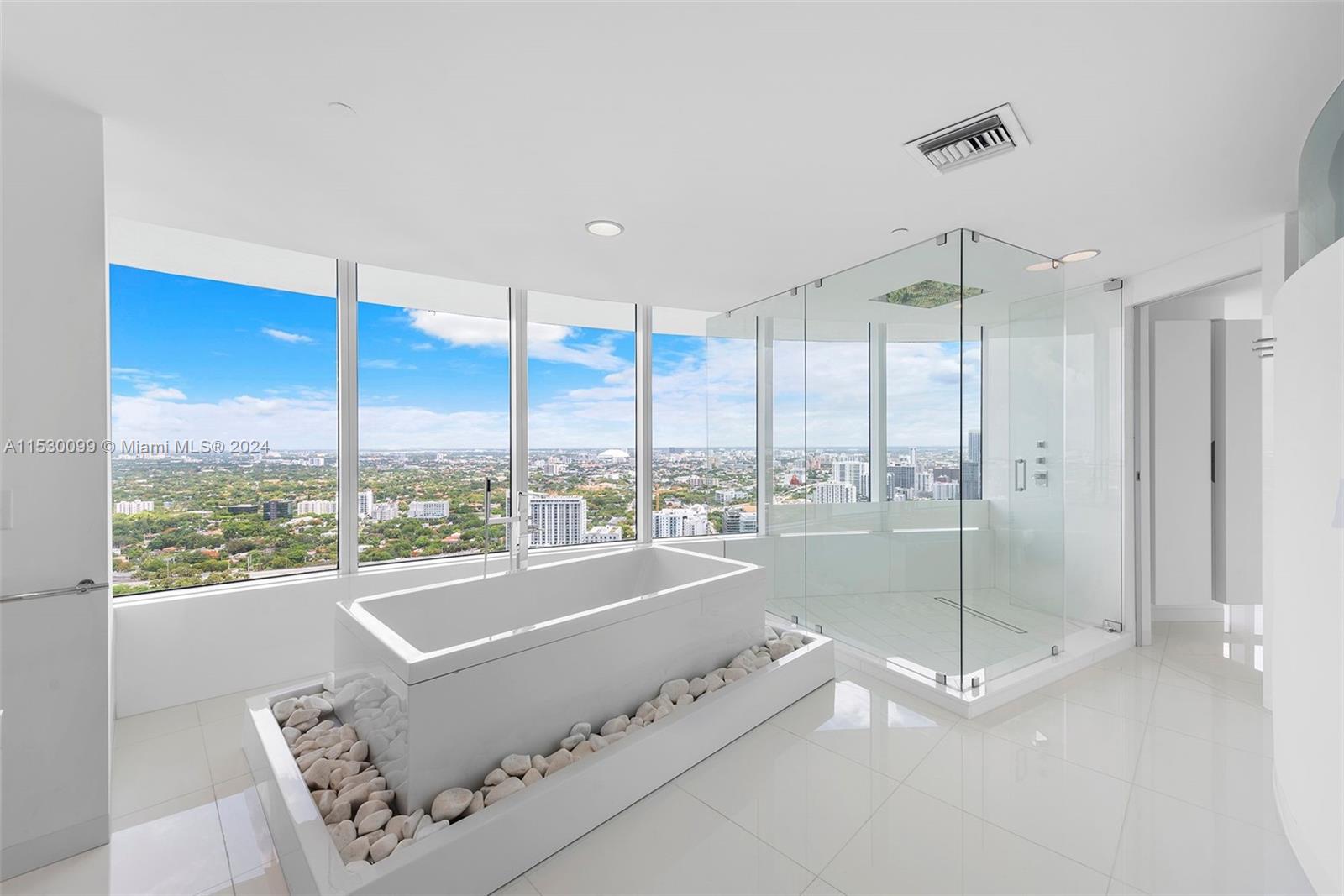 SANTA MARIA CONDO - Residential