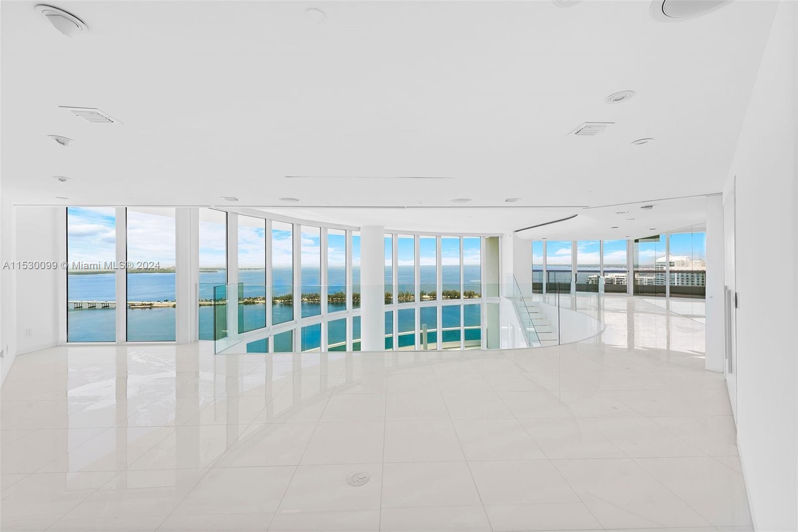 SANTA MARIA CONDO - Residential