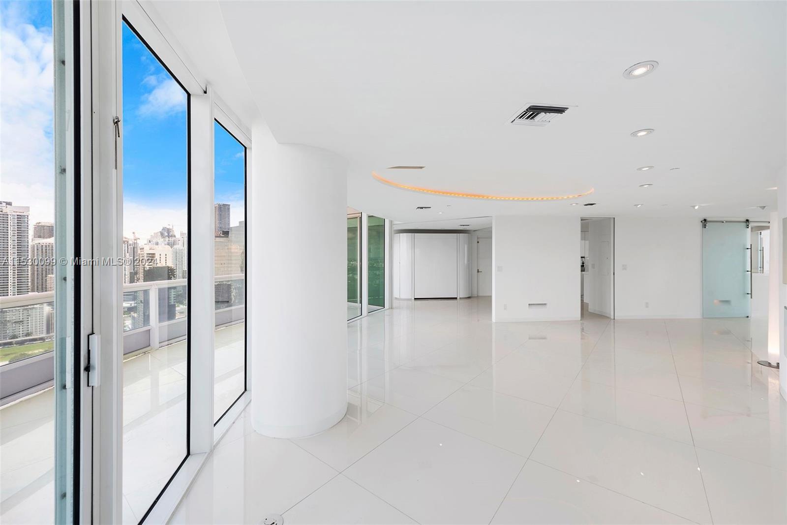 SANTA MARIA CONDO - Residential