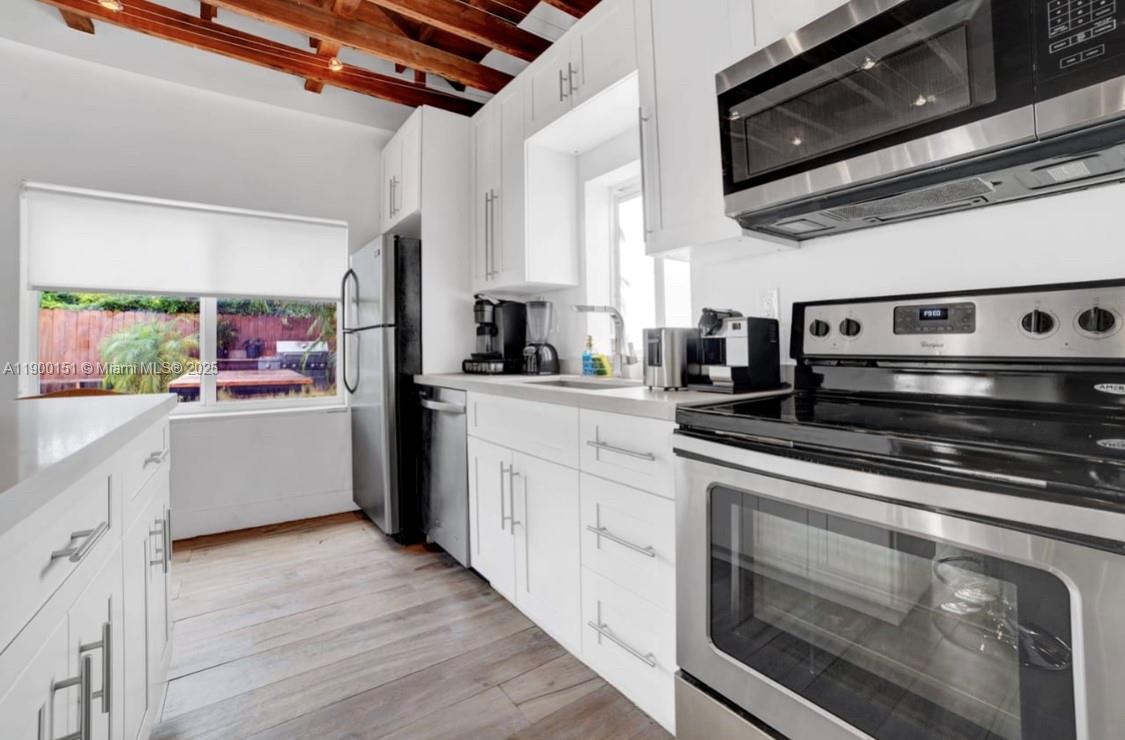 524 NW 35th St 5