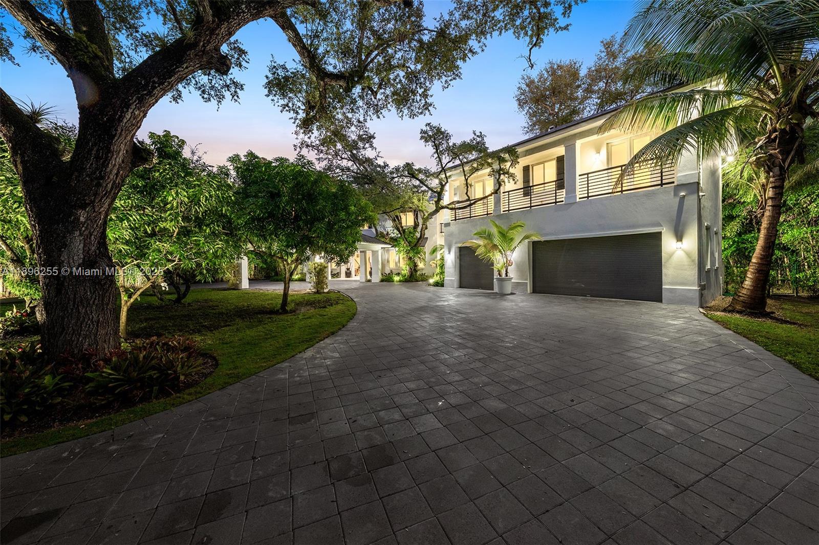 8923 Ludlam Rd.