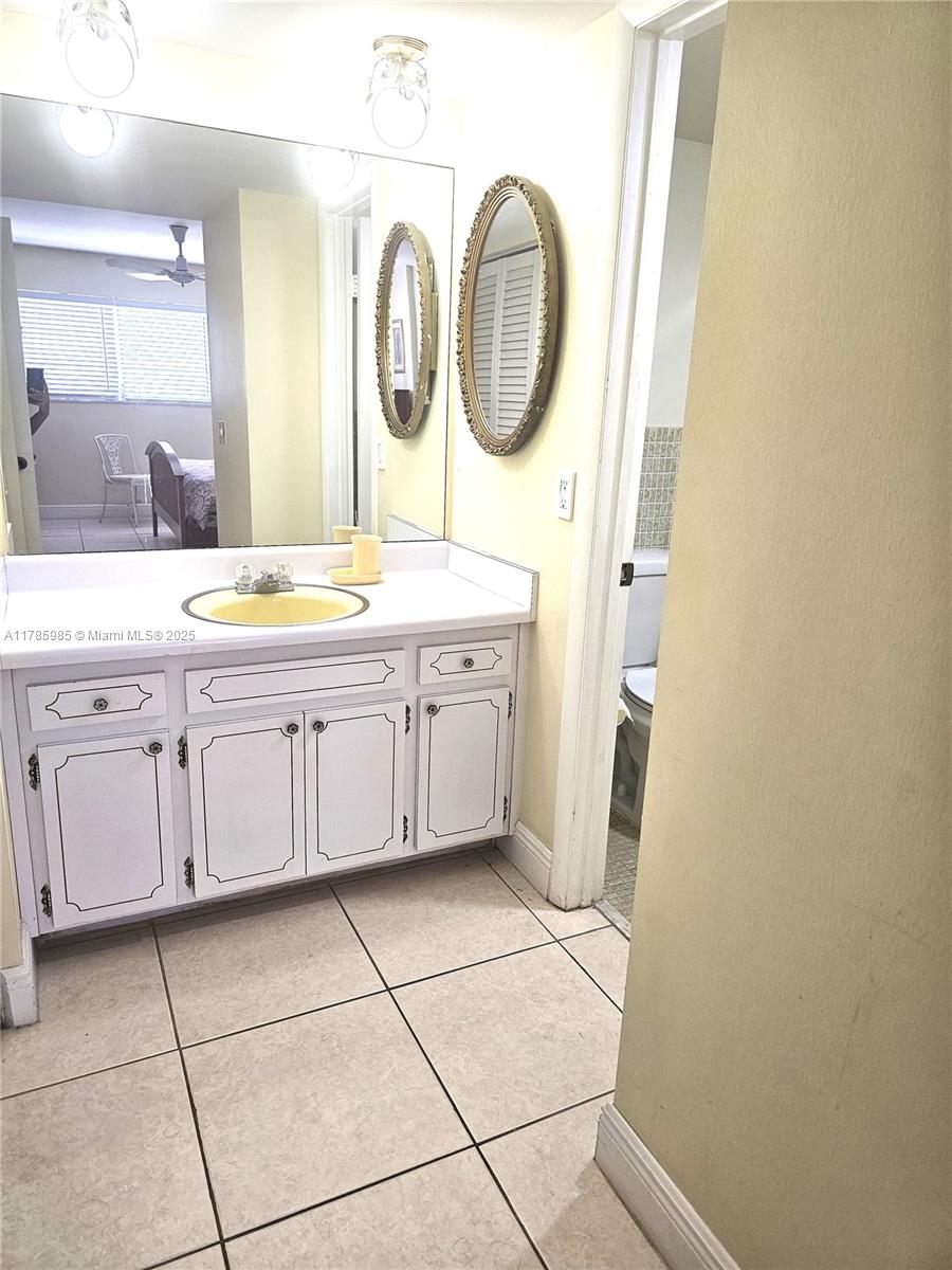 RIVIERA APTS SOUTH INC - Residential Lease