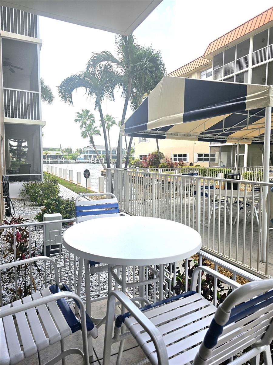 RIVIERA APTS SOUTH INC - Residential Lease