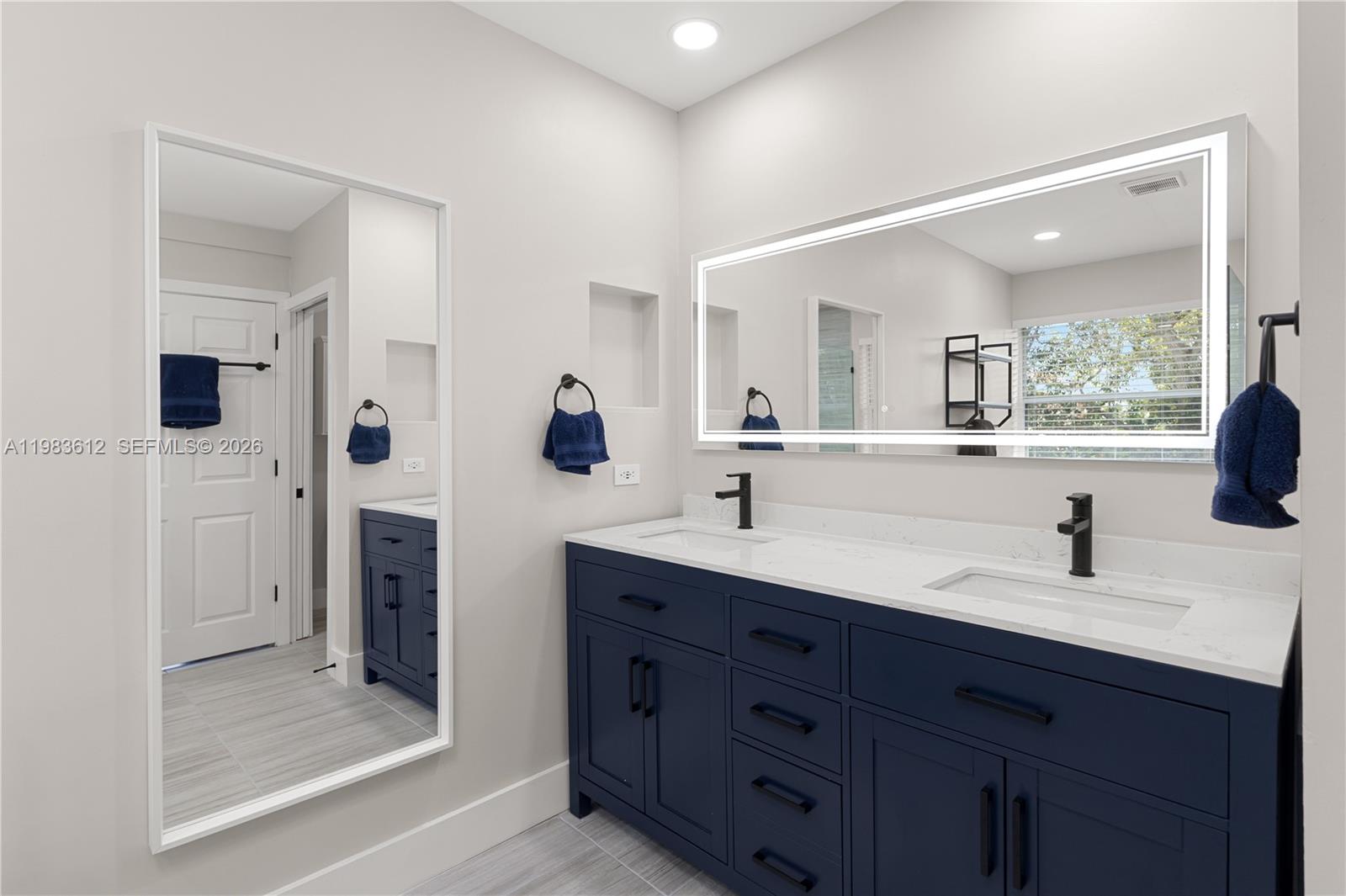 SILVER LAKES PHASE III RE - Residential