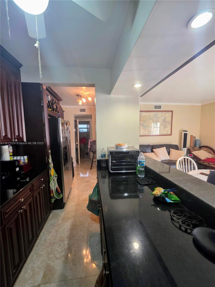 NONNIE SUE CONDOMINIUM - Residential