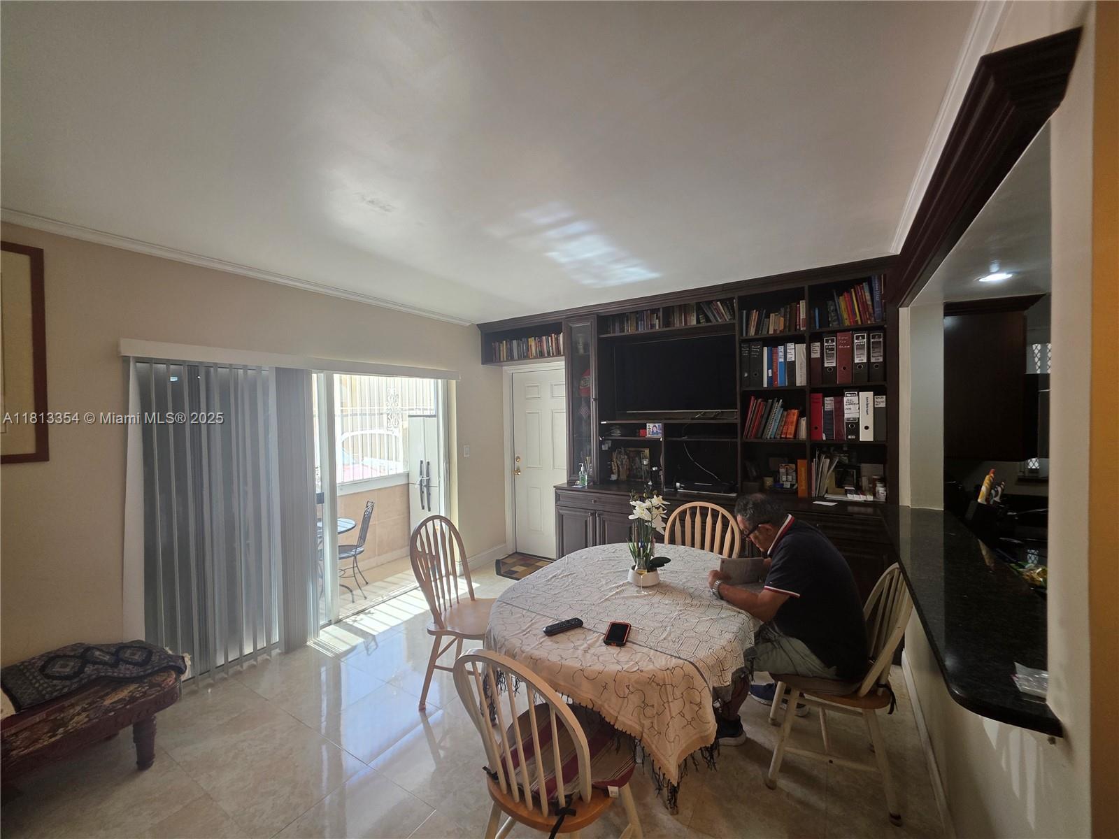 NONNIE SUE CONDOMINIUM - Residential