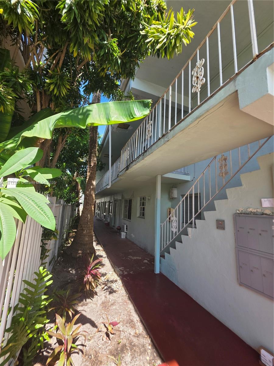 NONNIE SUE CONDOMINIUM - Residential