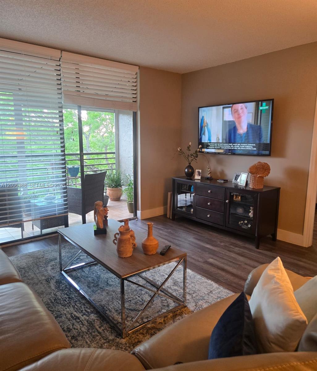 COLONY POINT 3 CONDO - Residential