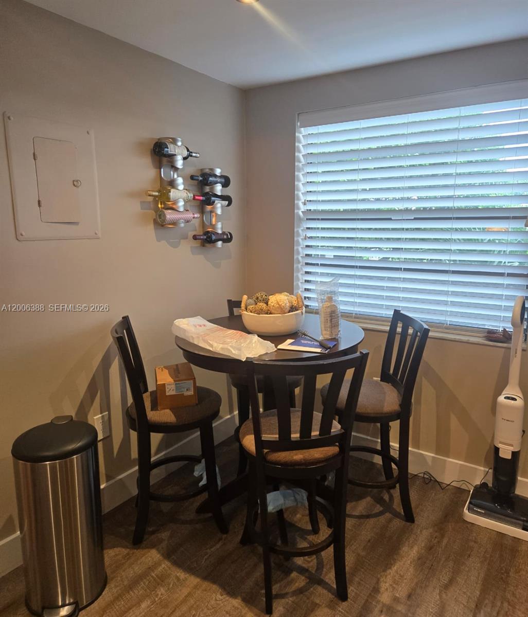 COLONY POINT 3 CONDO - Residential