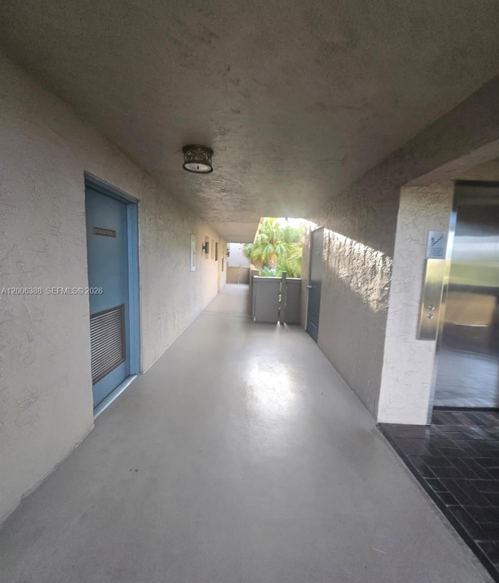 COLONY POINT 3 CONDO - Residential