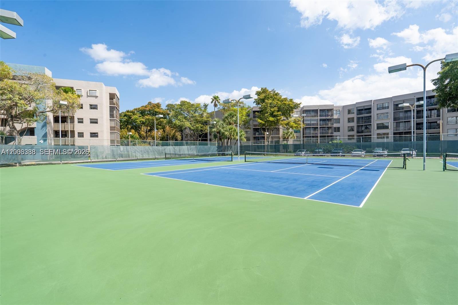 COLONY POINT 3 CONDO - Residential