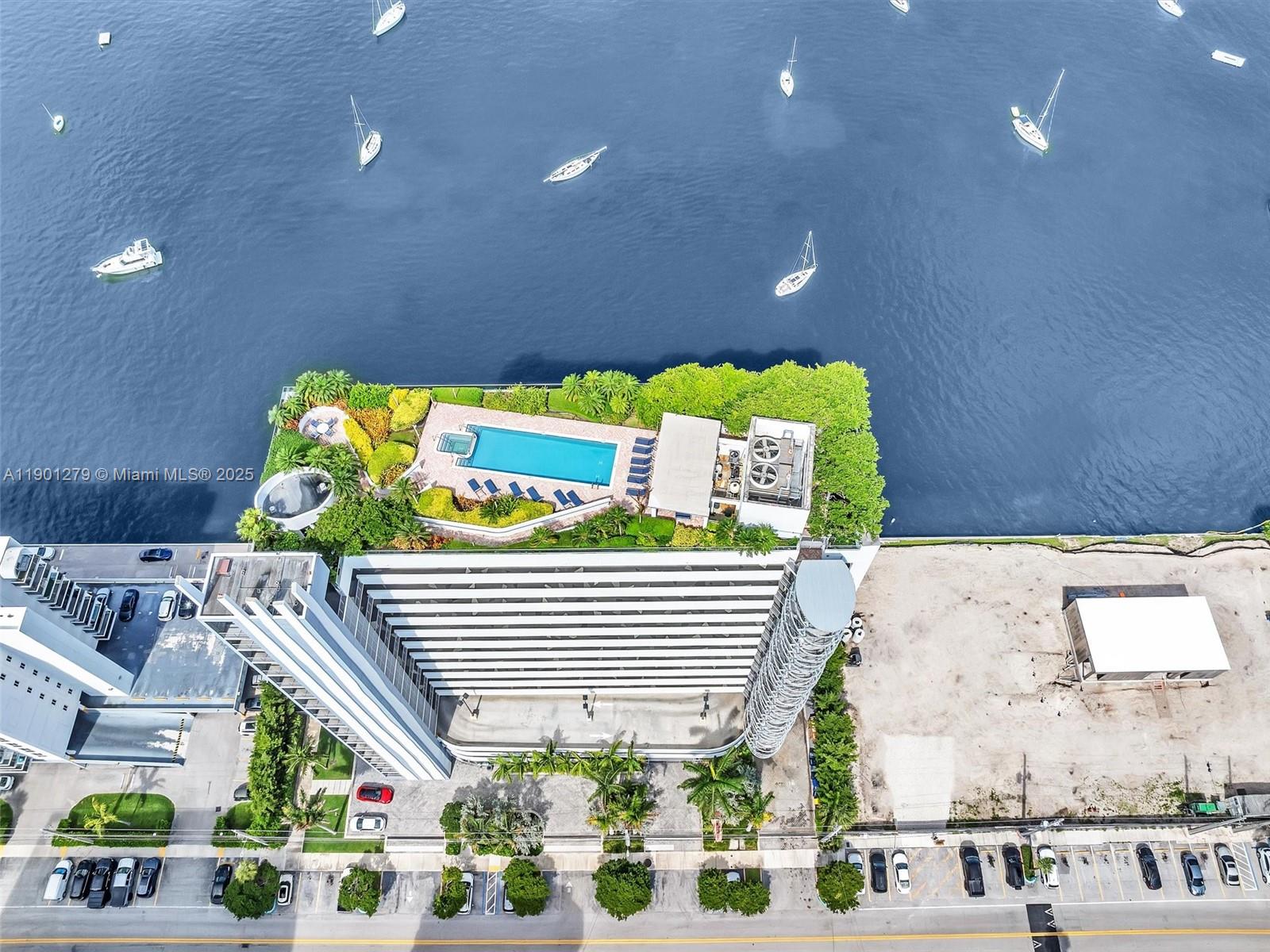 SPACE 01 CONDO - Residential Lease