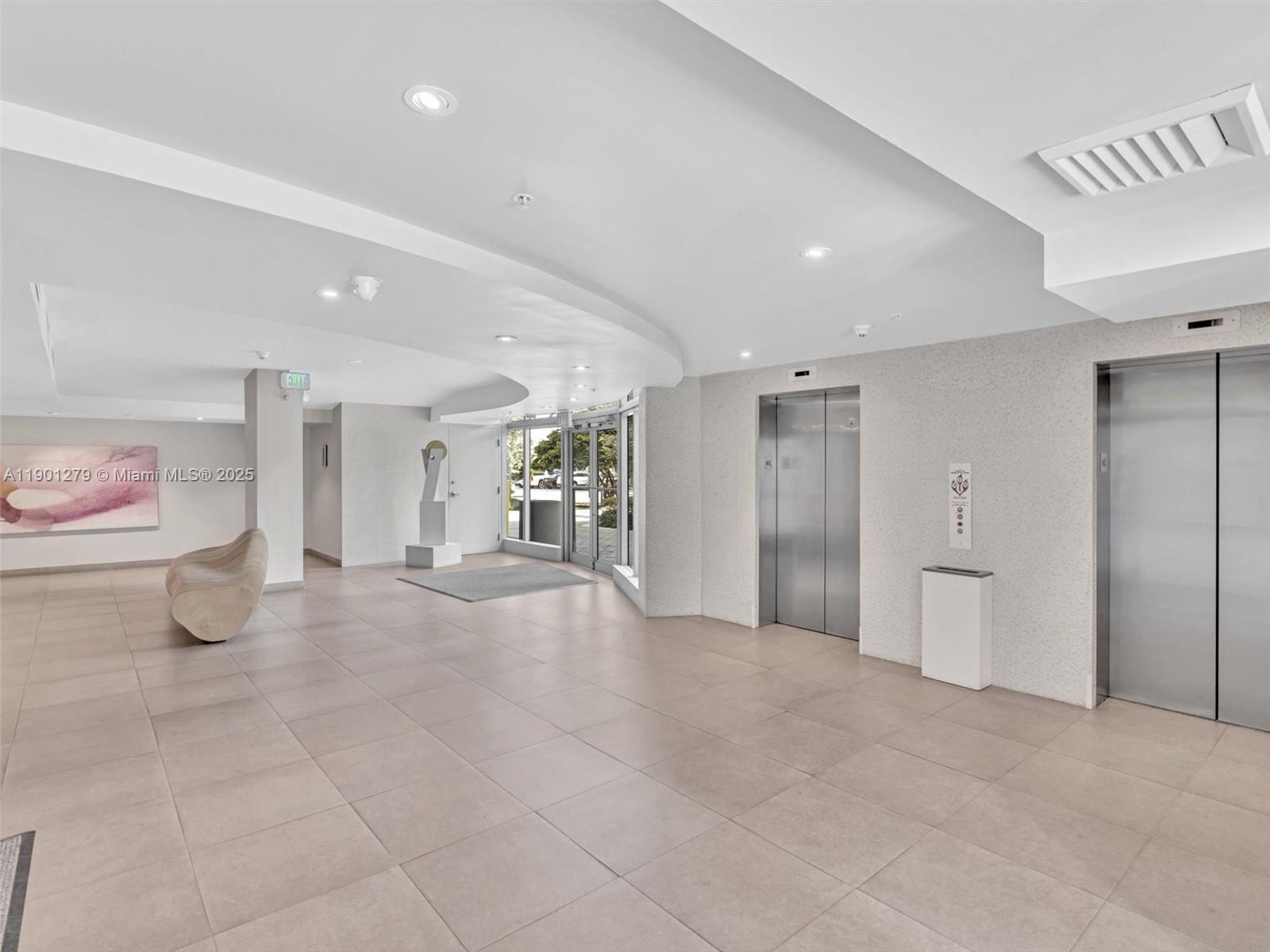 SPACE 01 CONDO - Residential Lease