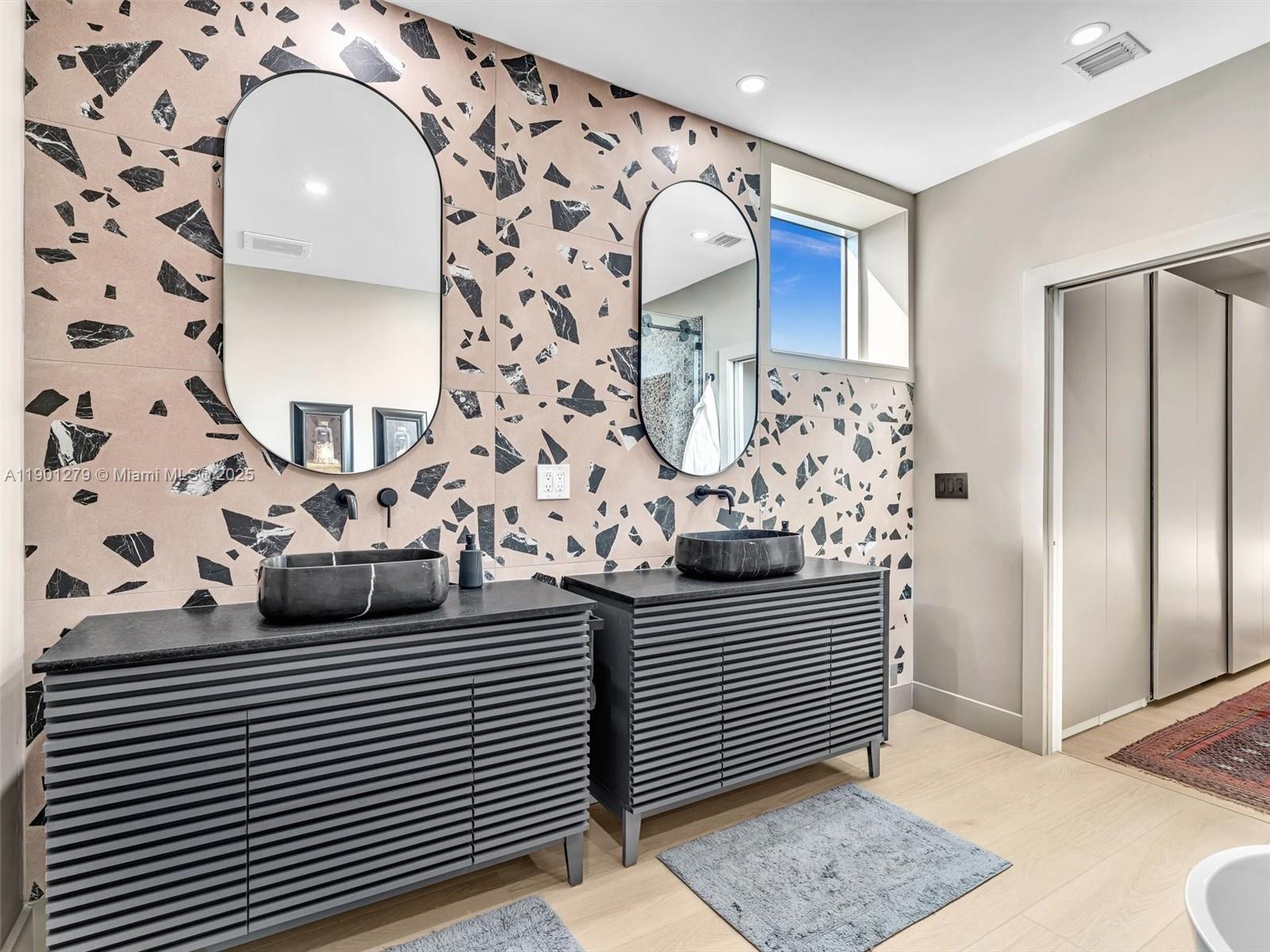 SPACE 01 CONDO - Residential Lease