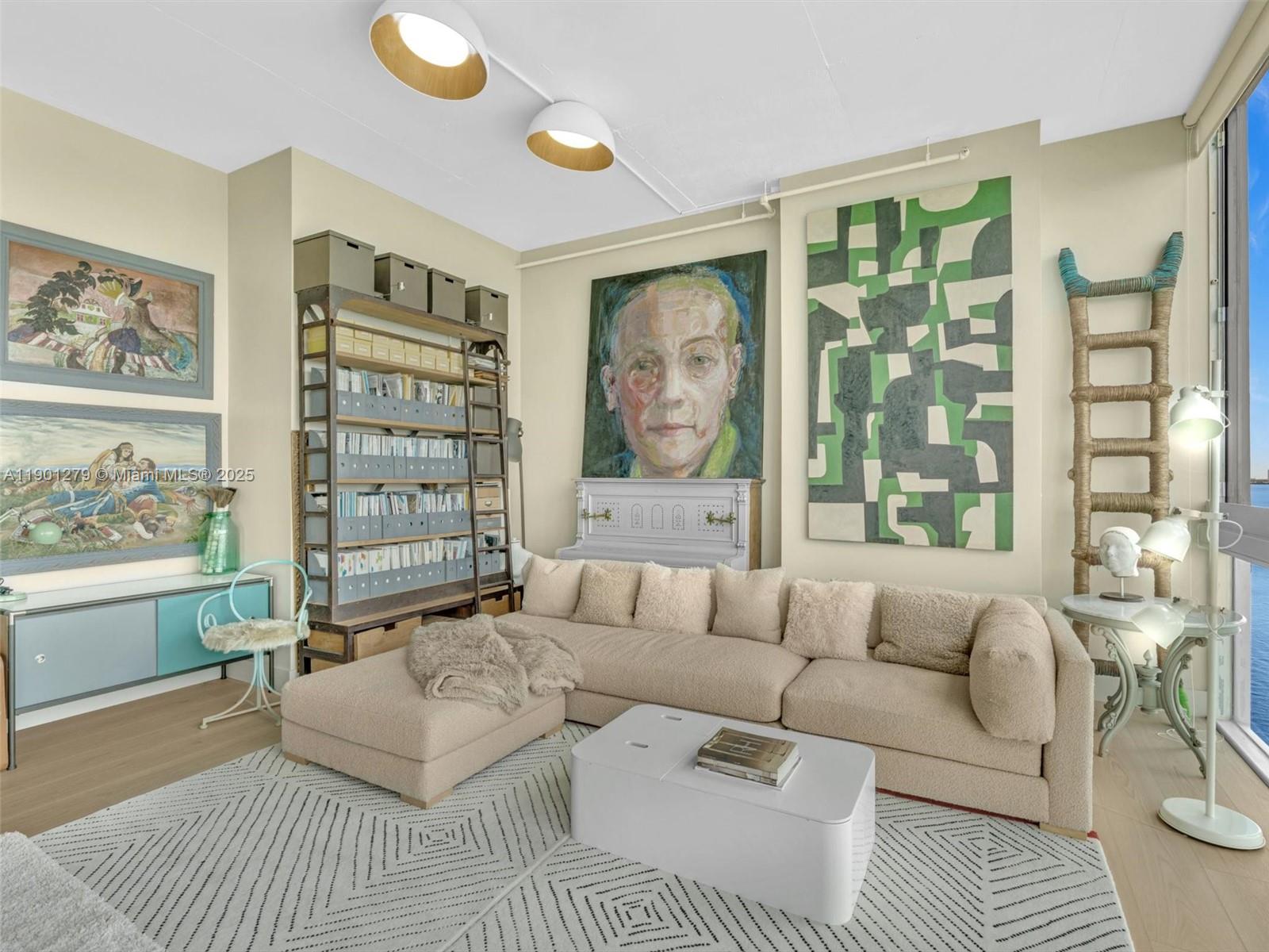 SPACE 01 CONDO - Residential Lease