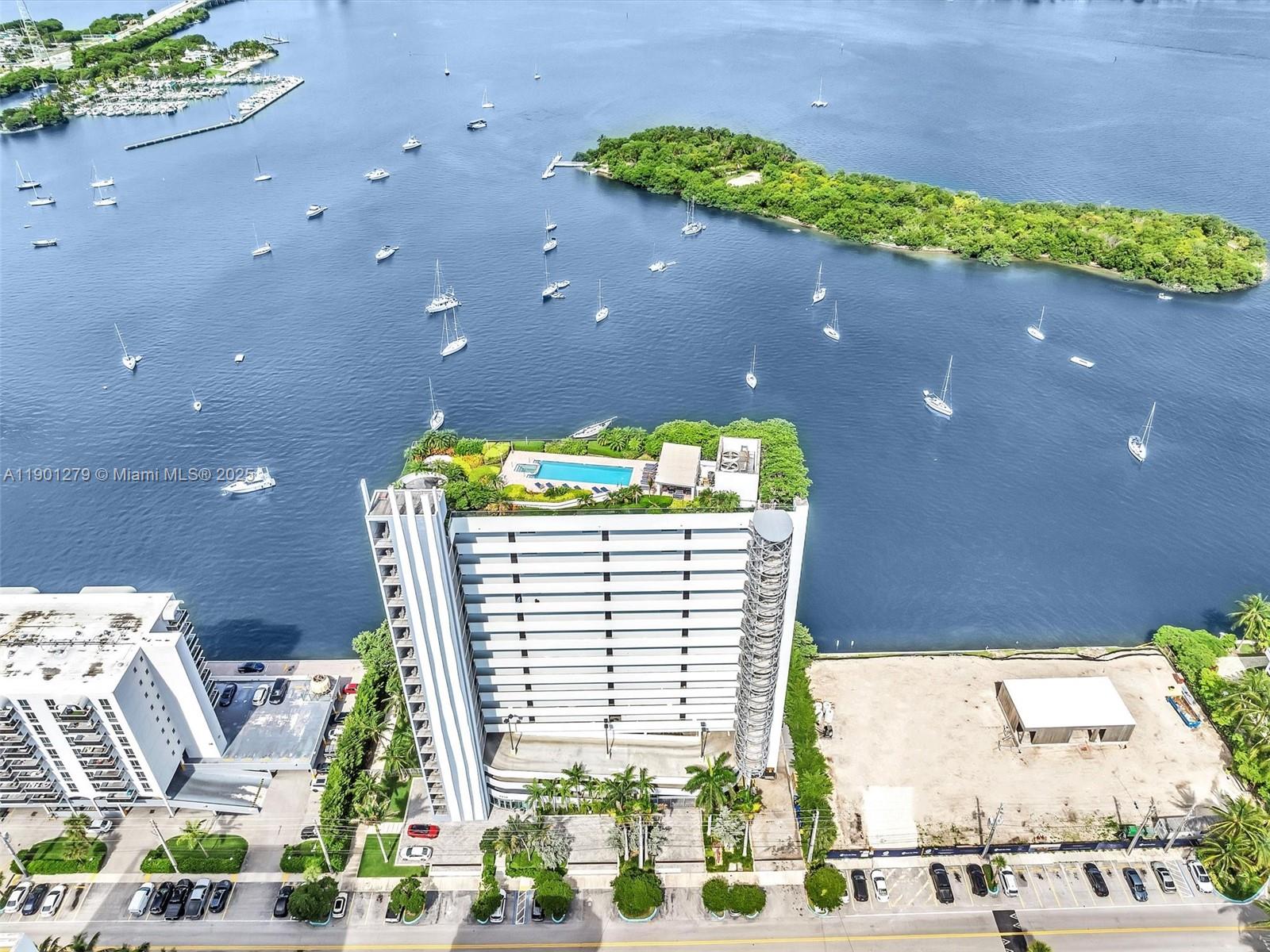 SPACE 01 CONDO - Residential Lease