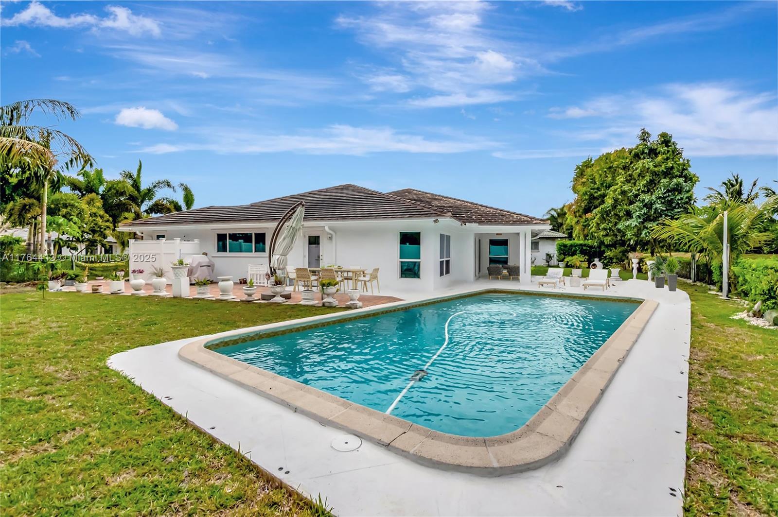 BOCA DEL MAR 1 - Residential
