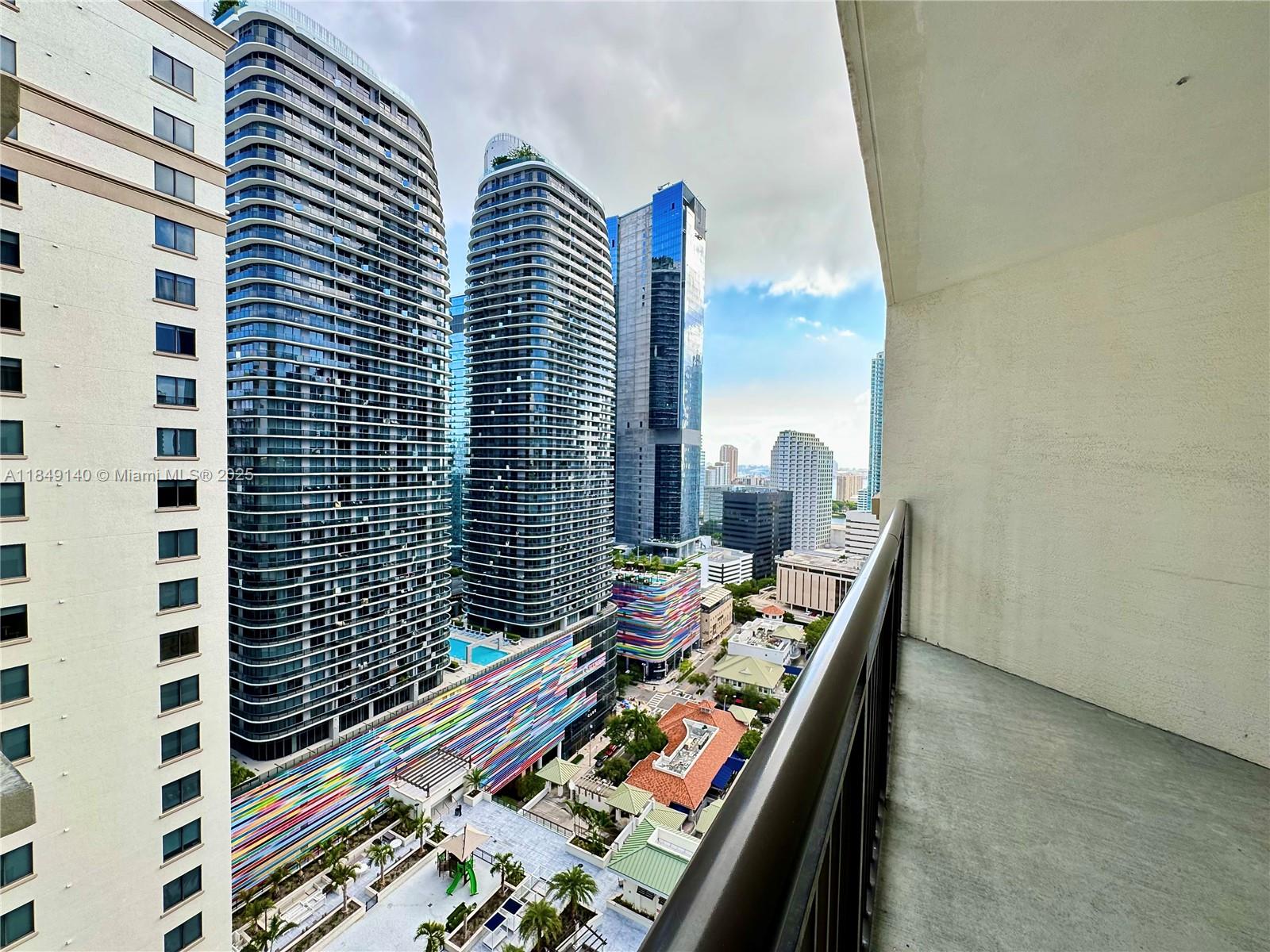 NINE AT MARY BRICKELL VIL - Residential
