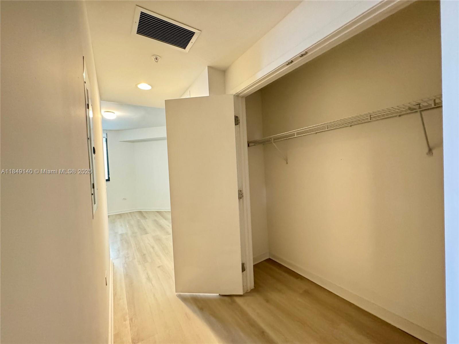 NINE AT MARY BRICKELL VIL - Residential