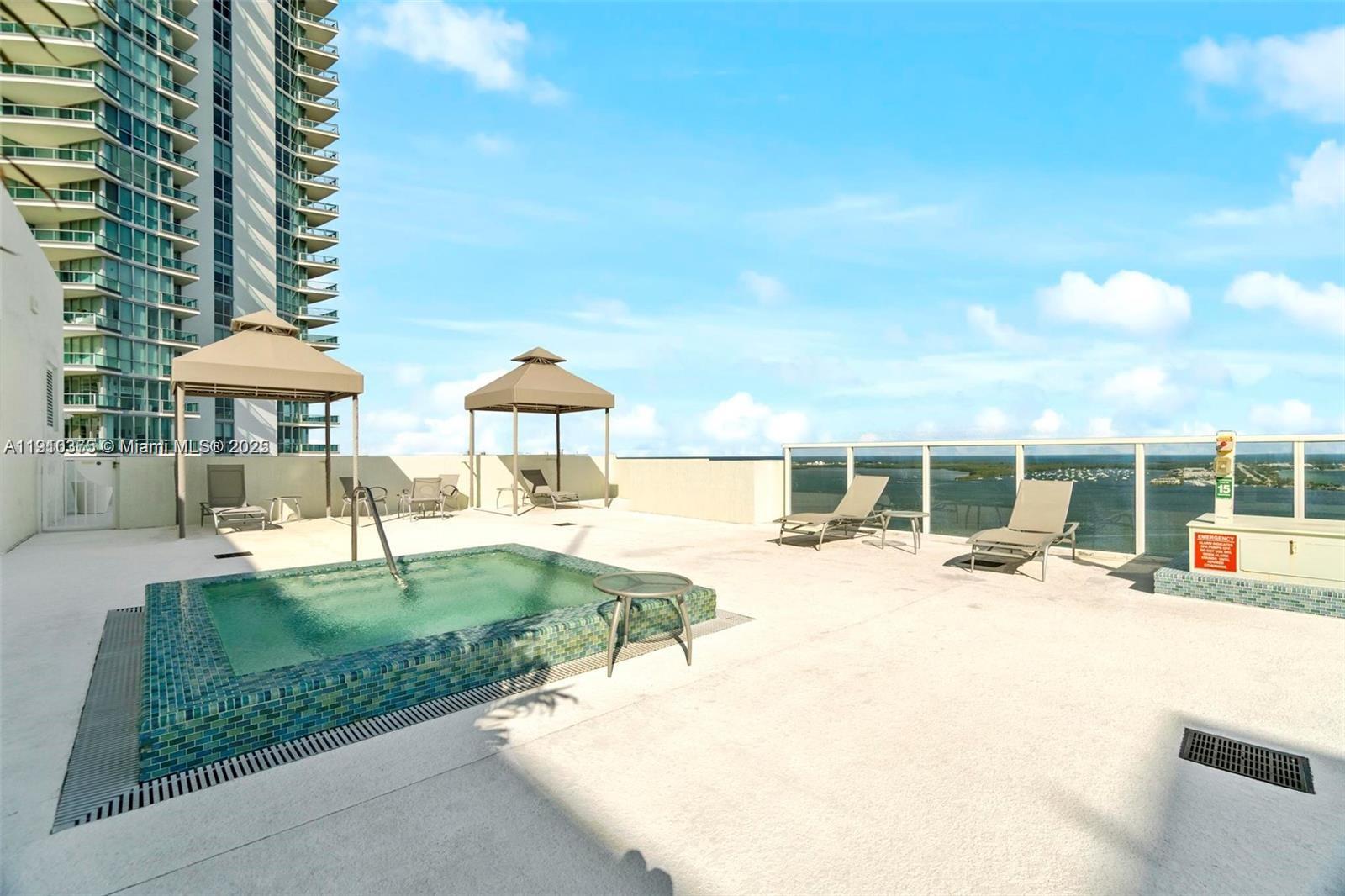 THE EMERALD AT BRICKELL C - Residential