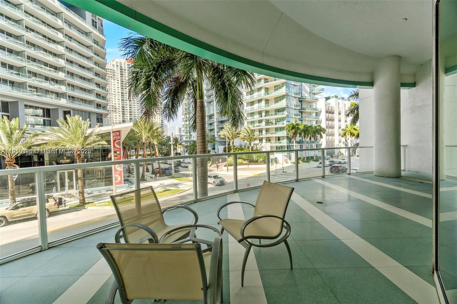 THE EMERALD AT BRICKELL C - Residential