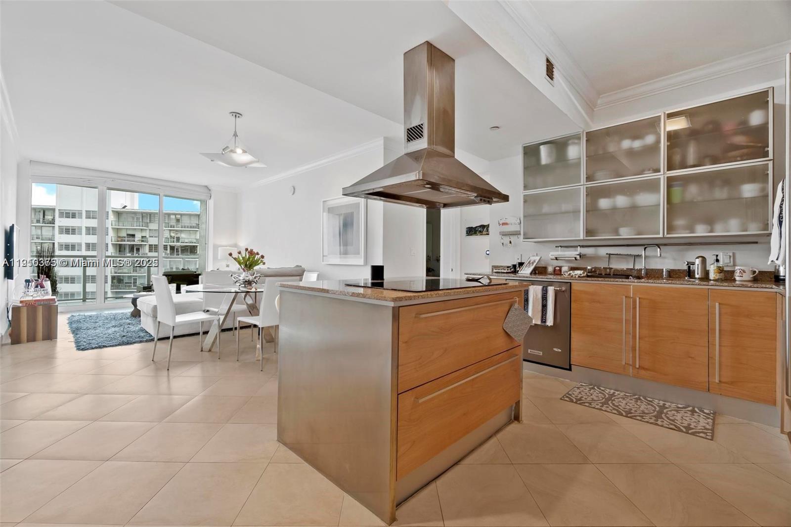 THE EMERALD AT BRICKELL C - Residential