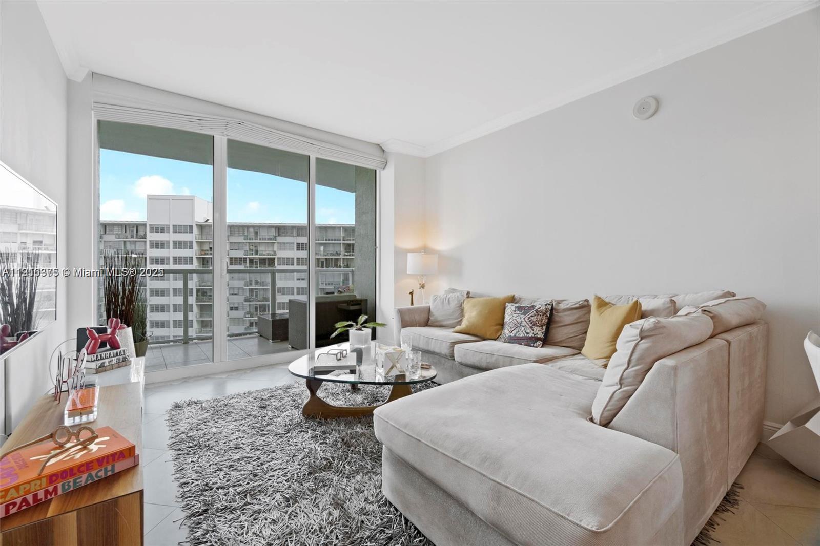 THE EMERALD AT BRICKELL C - Residential