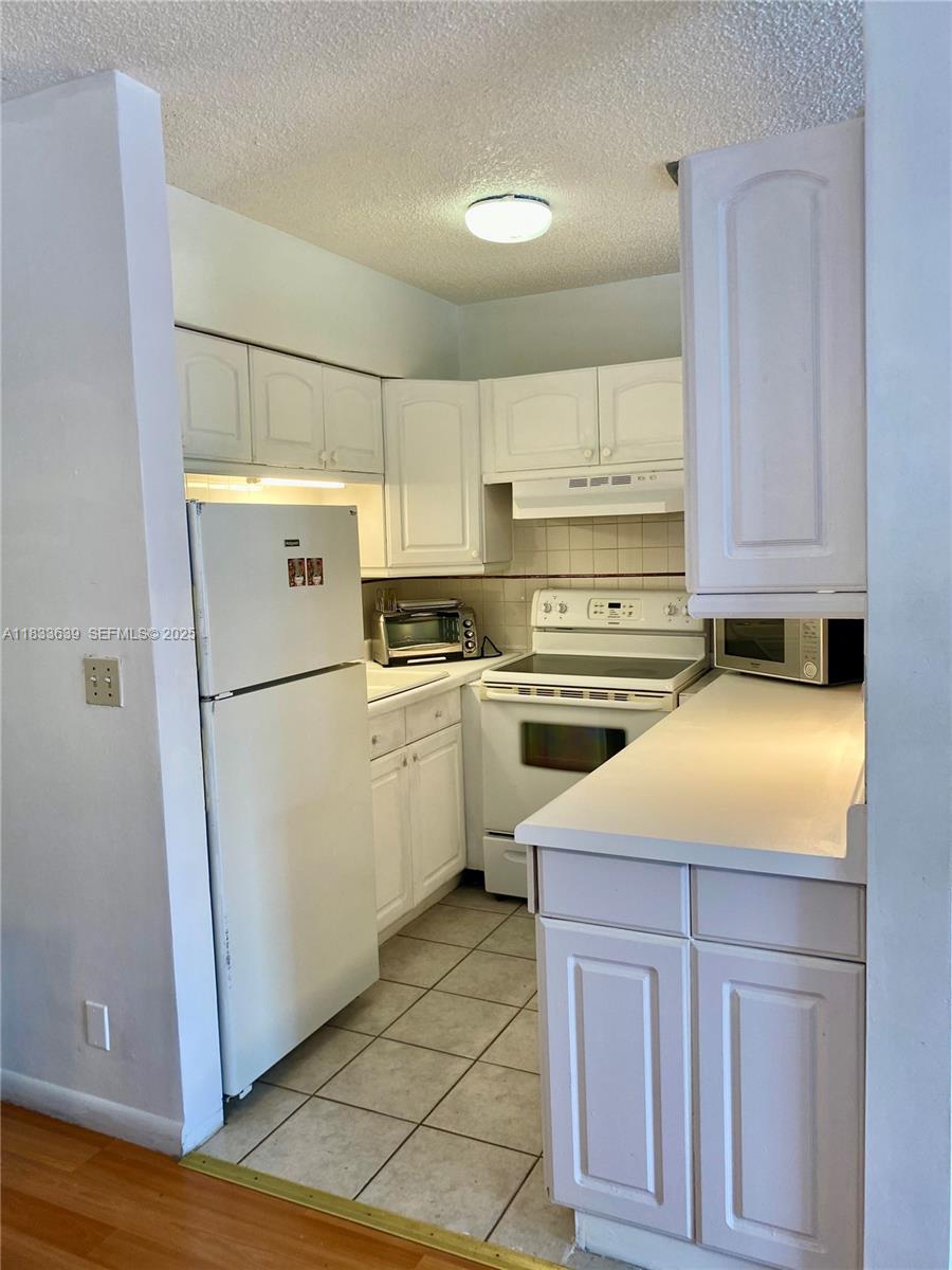 ROLEN LAKE GARDENS CO-OP - Residential