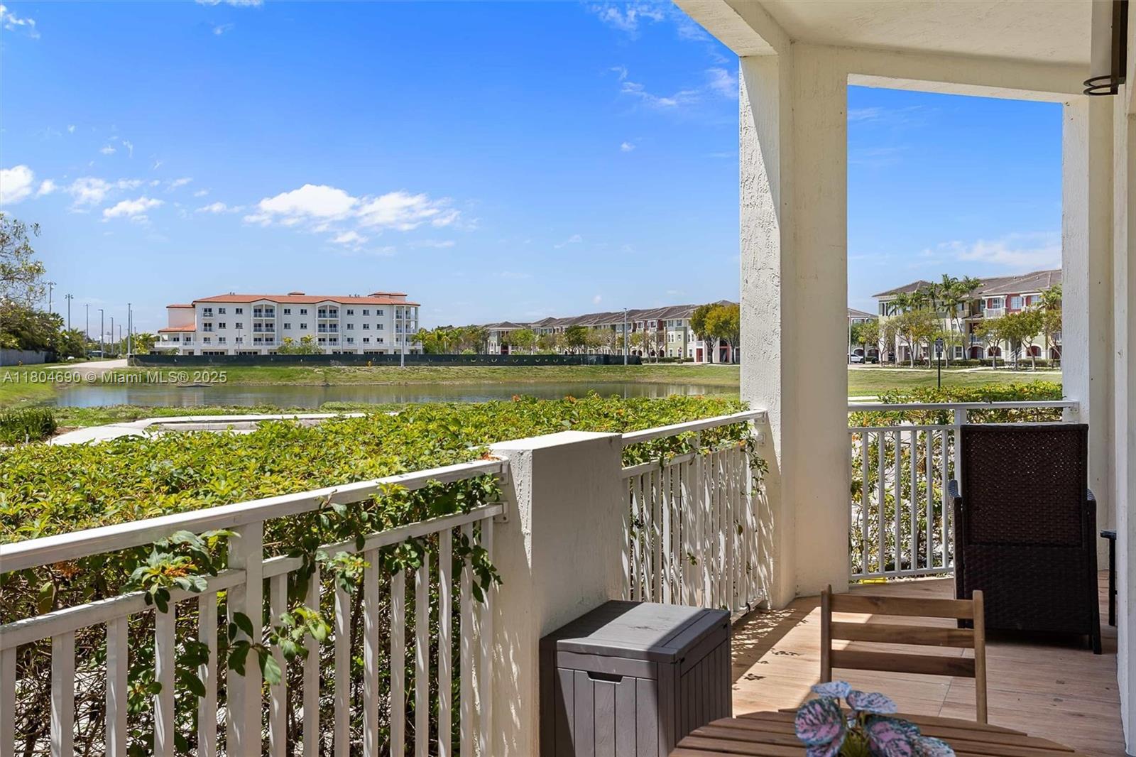 10950 Nw 82nd St 109, Doral, Miami-Dade County, Florida - 3 Bedrooms  
2 Bathrooms - 