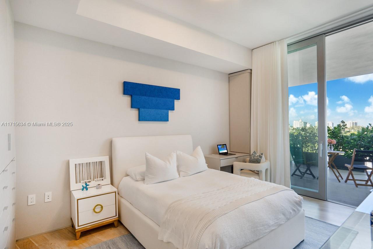 Monad Terrace - Residential